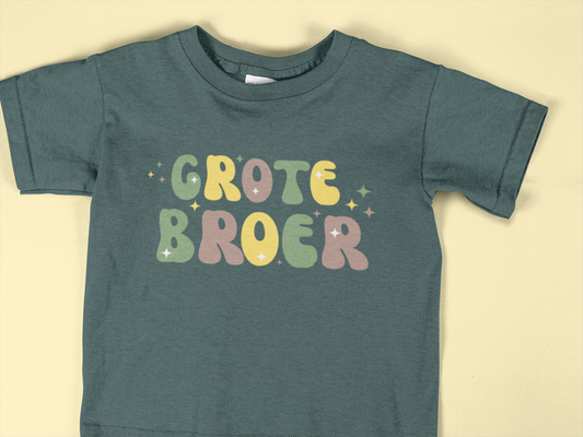 T-shirt - Zwangerschapsaankondiging grote broer - Groene letters - 12 maanden tot 3 jaar