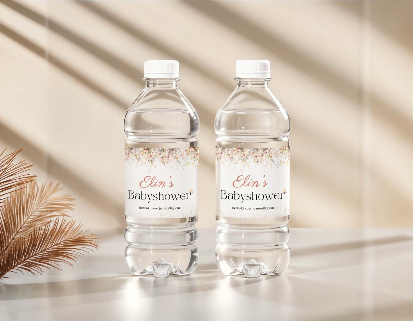 Label waterfles bloemen